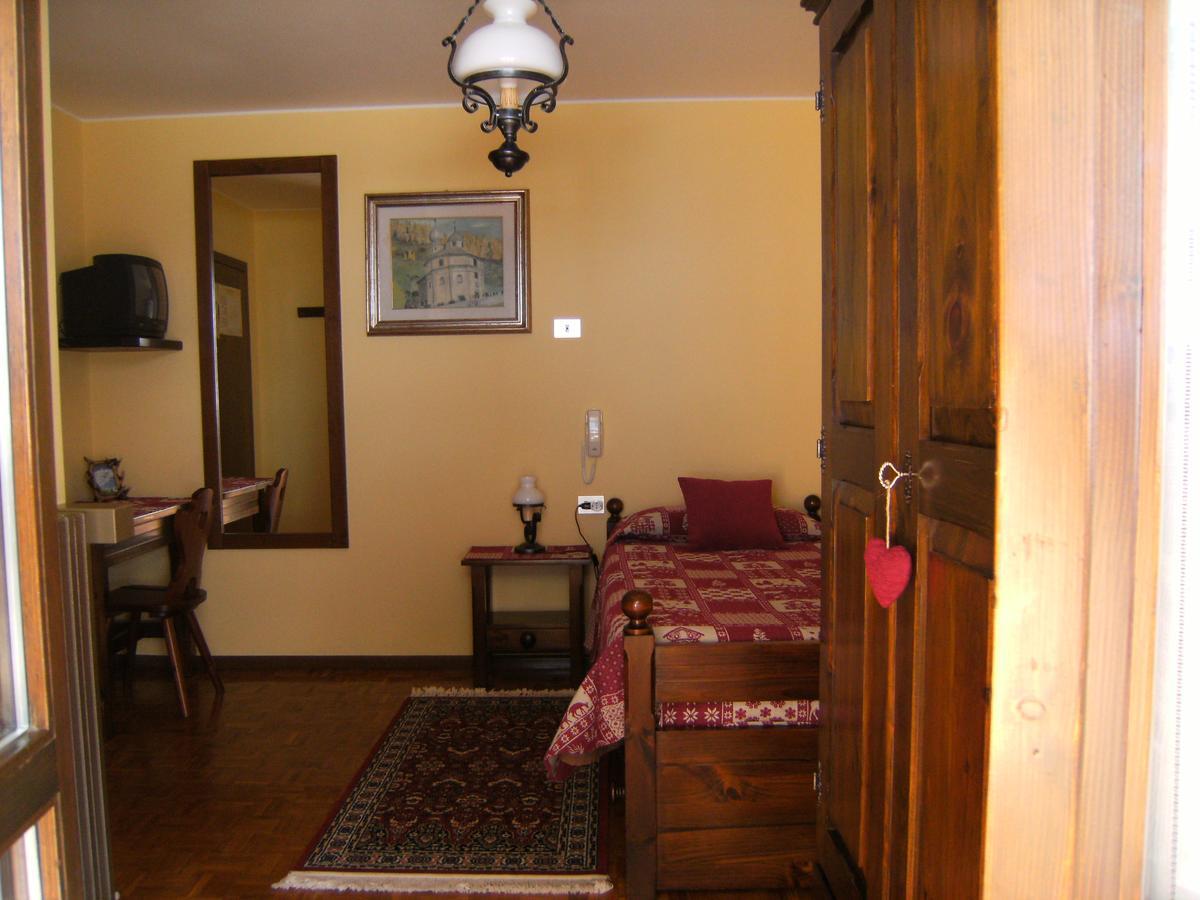 Albergo Thurwieser Санта Катерина Валфурва Стая снимка